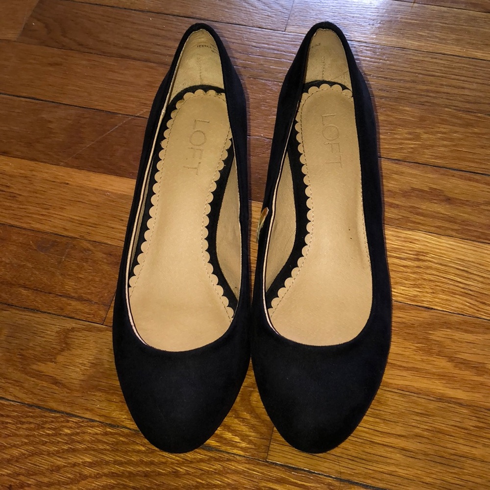 Loft black suede block heel pumps 6.5